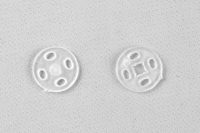 Кнопки пришивные пластиковые 10 мм, блистер 24шт, цв.-прозрачные - купить в Нижнем Тагиле. Цена: 48.41 руб.